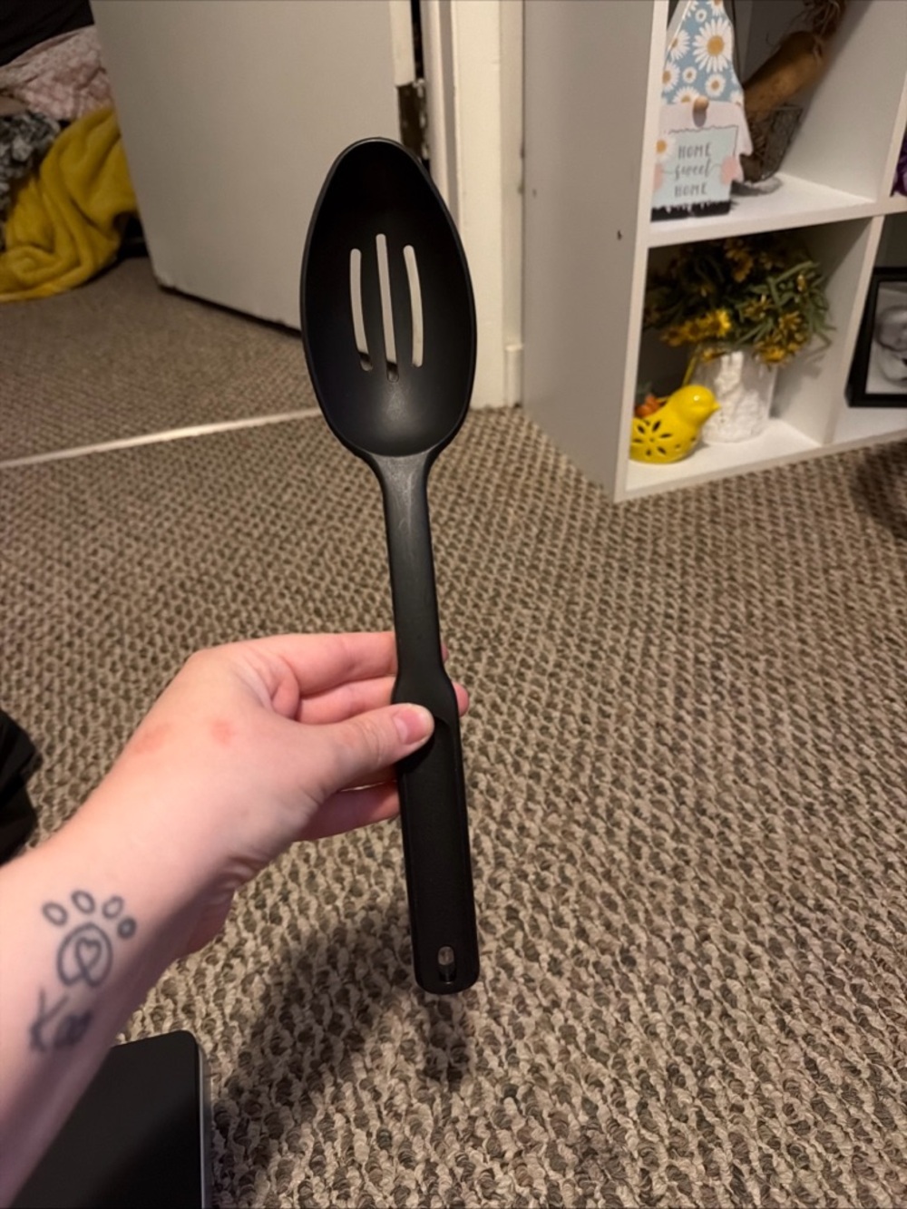 The Pampered Chef Black Nylon Slotted Serving Spoon